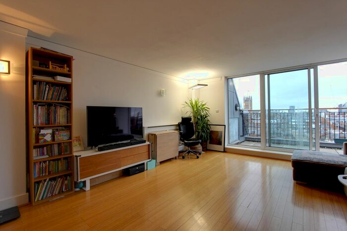 3 Bedroom Flat To Rent In Victoria Street, Victoria, Victoria, SW1H