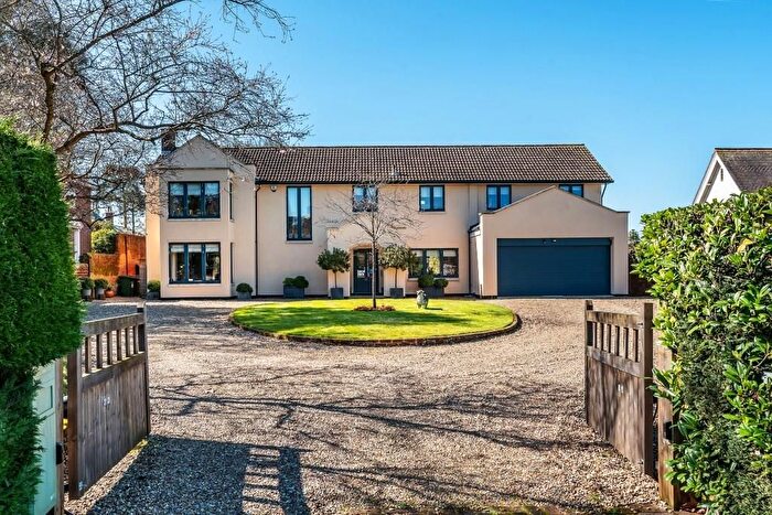 5 Bedroom Detached House For Sale In Rose Hill, Dorking, RH4