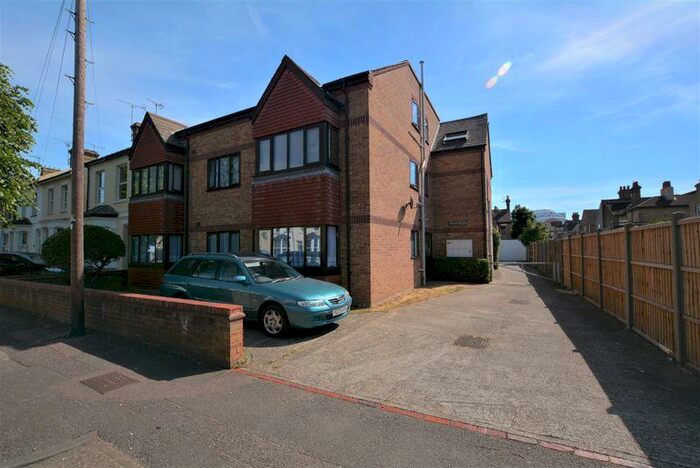 1 Bedroom Flat To Rent In Princes Street, Southend-On-Sea, SS1
