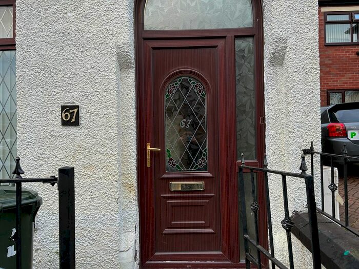 3 Bedroom End Of Terrace House To Rent In Rhodes Street, Rochdale, OL12