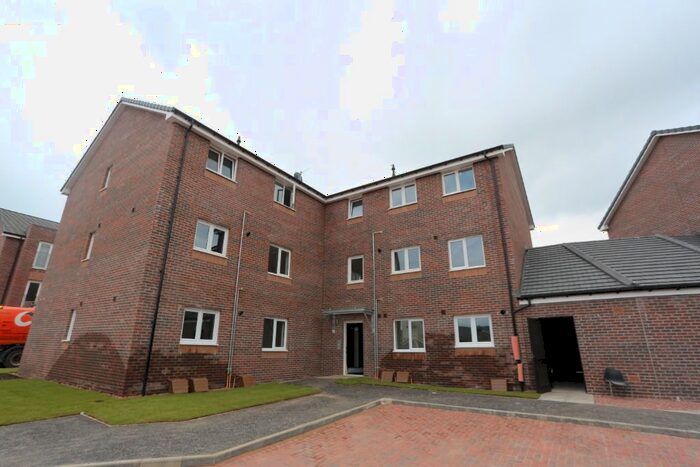 2 Bedroom Flat To Rent In Milligan Drive, The Willows, Edinburgh, EH16