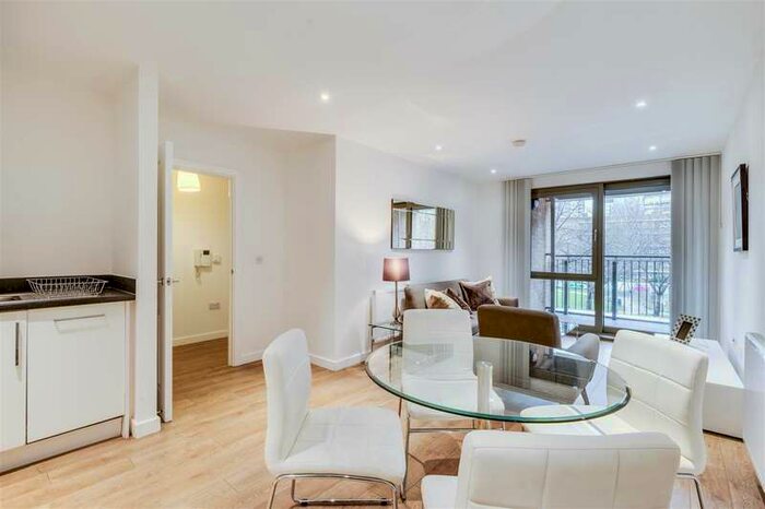 2 Bedroom Apartment To Rent In Palm House, Sancroft Street, Vauxhall, London, SE11