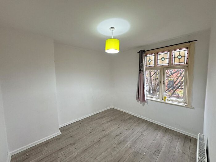 1 Bedroom Flat To Rent In Egerton Road North, Manchester, M21