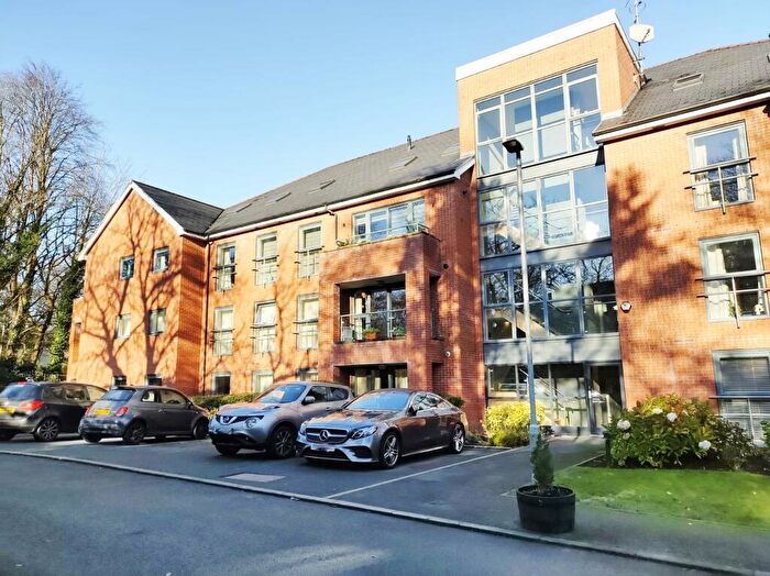 2 Bedroom Flat To Rent In Merryfield Grange, Bolton, BL1