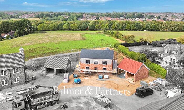4 Bedroom Detached House For Sale In Holly Grove, Belstead, Suffolk, IP8
