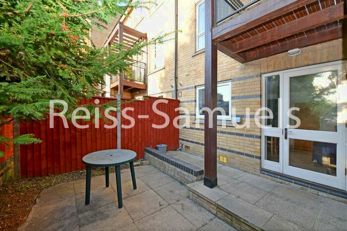 5 Bedroom Terraced House To Rent In Ferry Street, Isle Of Dogs, Docklands, London, E14
