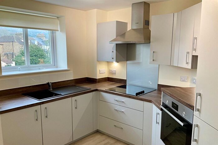 1 Bedroom Flat For Sale In Elkington House, Charlton Green, Dover, CT16