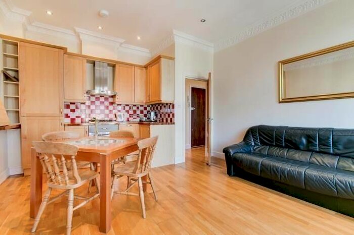 1 Bedroom Flat To Rent In Ladbroke Grove, London, W10