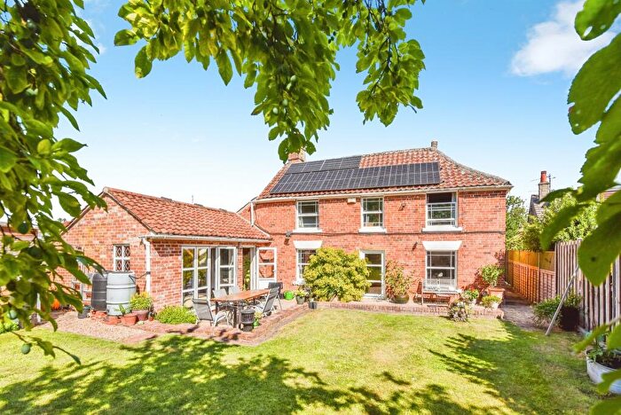 3 Bedroom Detached House For Sale In Stormore, Dilton Marsh, Westbury, BA13