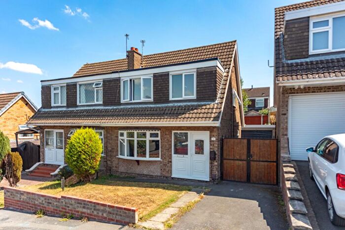 3 Bedroom Semi-Detached House For Sale In Rosehill, Loughborough, LE11