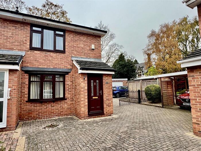2 Bedroom Semi Detached House For Sale In Aquinas Court, Darlington, DL3