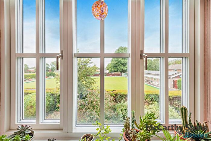 2 Bedroom Flat For Sale In Cornmantle Parsonage Barn Lane, Ringwood, Hampshire, BH24