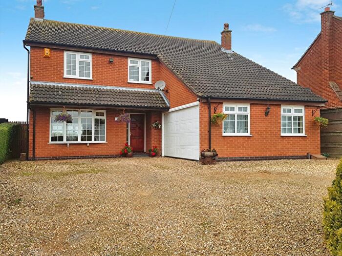 4 Bedroom Detached House To Rent In Croft Road, Thurlaston, LE9