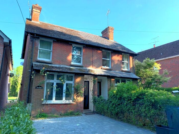 3 Bedroom Semi-Detached House For Sale In Clarendon Road, Alderbury, Salisbury, Wiltshire, SP5