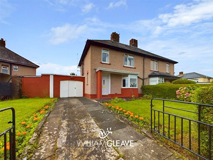 3 Bedroom Semi Detached House For Sale In Dee View Crescent, Shotton, Deeside, Flintshire, CH5