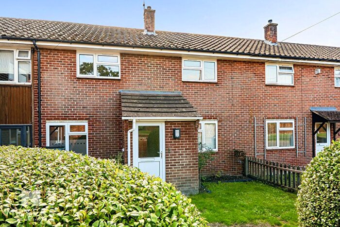 3 Bedroom Terraced House For Sale In Higher Wood, Bovington, BH20