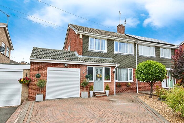 4 Bedroom Semi-Detached House For Sale In Beech Avenue, Willington, Derby, DE65