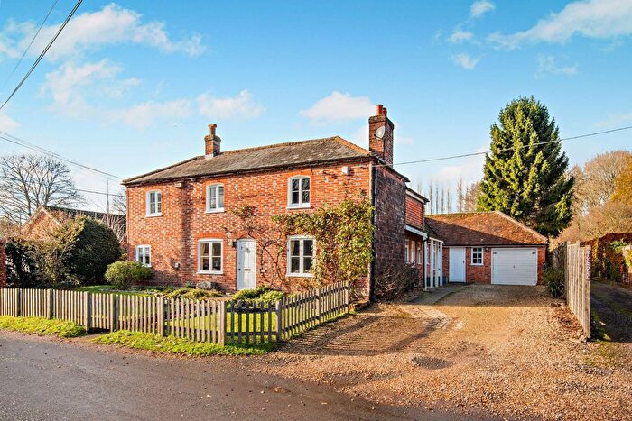 5 Bedroom Detached House For Sale In Ecchinswell, Newbury, Berkshire, RG20