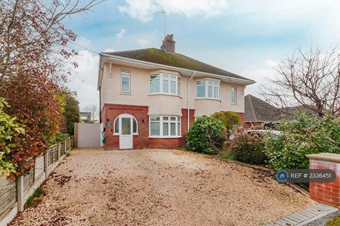 3 Bedroom Semi-Detached House To Rent In Meadow Road, Ringwood, BH24