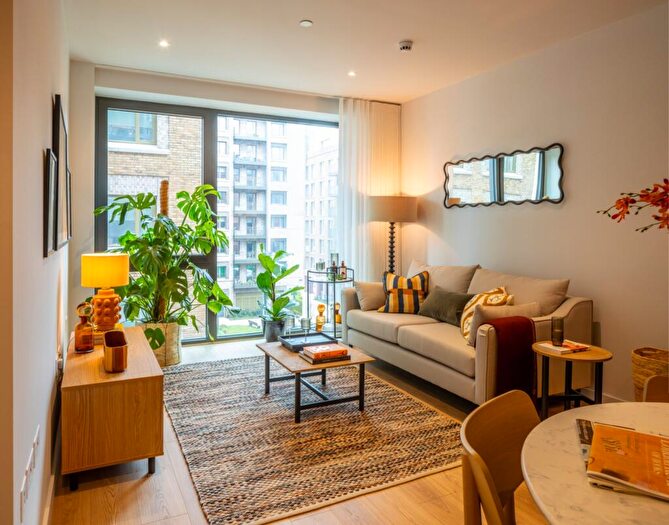 Apartment To Rent In The Maple, Claremont Road, London, NW2