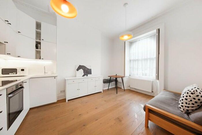 1 Bedroom Apartment To Rent In Aberdeen Place, St. Johns Wood, London, NW8