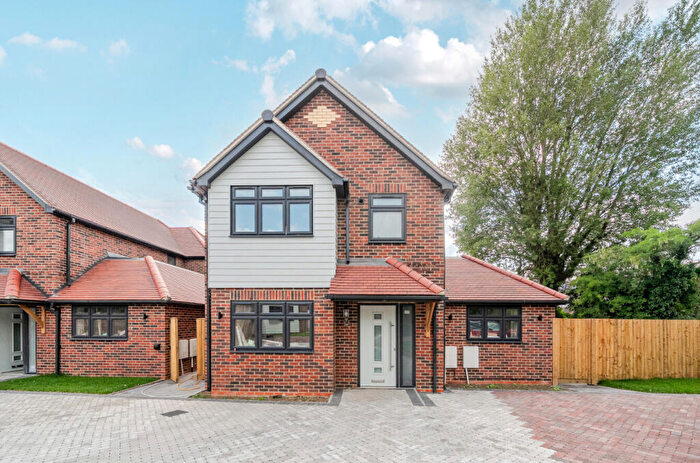 3 Bedroom Detached House For Sale In Poplar Corner, Wootton Village, Boars Hill, OX1