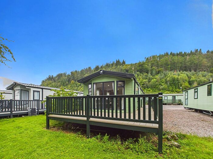 2 Bedroom Property For Sale In Willerby Brookwood, Drimsynie Holiday Village Lochgoilhead, PA24