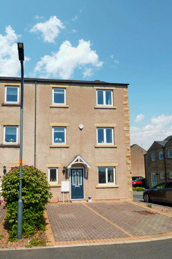 3 Bedroom End Of Terrace House To Rent In 6 Green Meadow Close, Ingleton, LA6