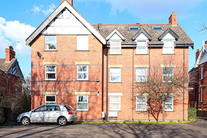 2 Bedroom Flat To Rent In Eldorado Road, Cheltenham, GL50