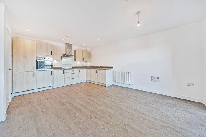 1 Bedroom Apartment To Rent In Flat, Albermarle House, Kings Hill, West Malling, ME19