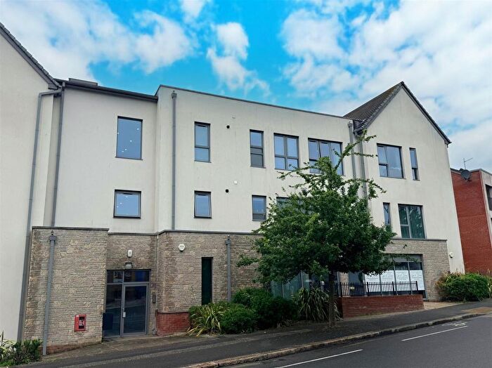 2 Bedroom Flat For Sale In Devonport, Plymouth, PL1