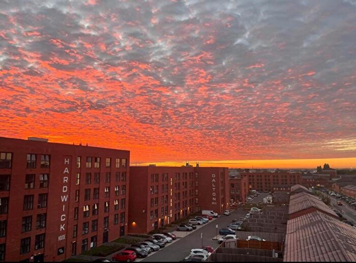 2 Bedroom Apartment To Rent In MacArthur House, DE1