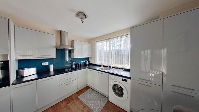 2 Bedroom Flat To Rent In Johnston Gardens East, Peterculter, Aberdeen, AB14