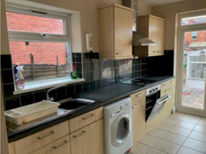 3 Bedroom House To Rent In Brook St, Riverside, Cardiff, CF11