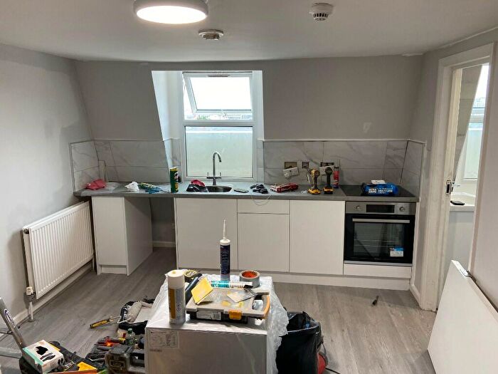 Studio To Rent In Barnsbury Road, London, N1