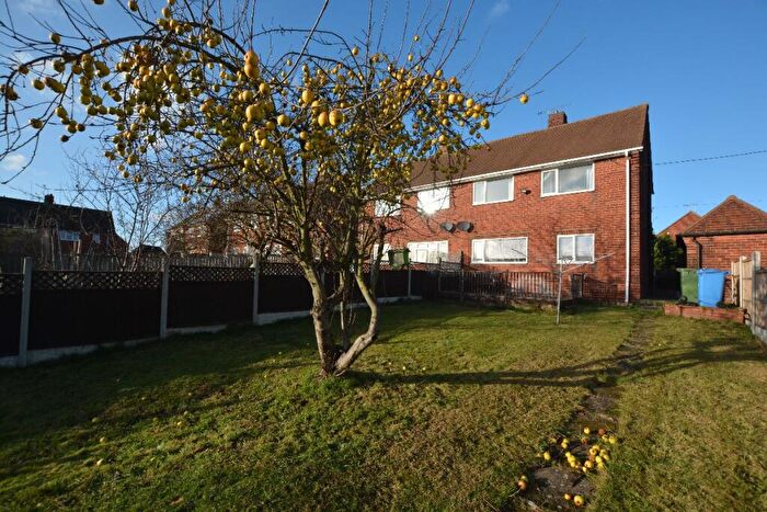 2 Bedroom Semi Detached House To Rent In Kilton Glade, Worksop, S81