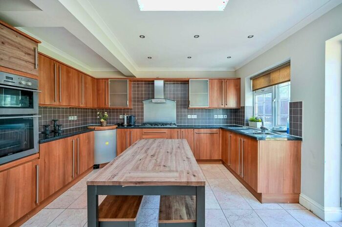 4 Bedroom Semi-Detached House To Rent In Woodfield Gardens, New Malden, KT3