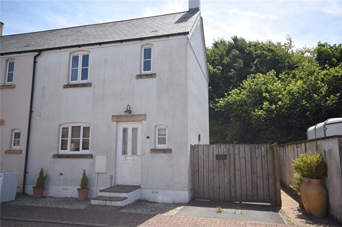 2 Bedroom End Of Terrace House To Rent In Camelford, Cornwall, PL32