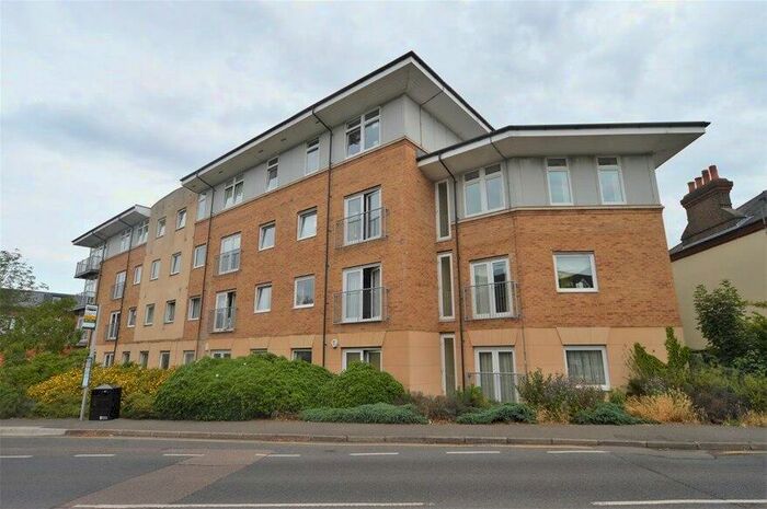 1 Bedroom Flat To Rent In Camp Road, St Albans, AL1