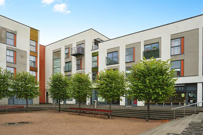2 Bedroom Apartment For Sale In Long Down Avenue, Bristol, BS16