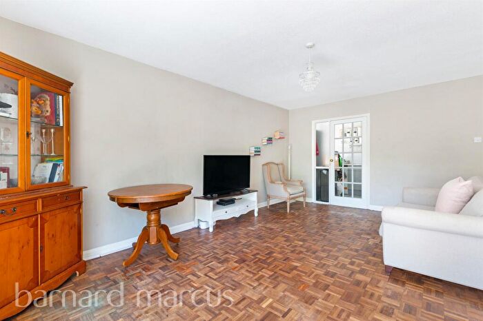 1 Bedroom Flat For Sale In Devonshire Road, Sutton, SM2