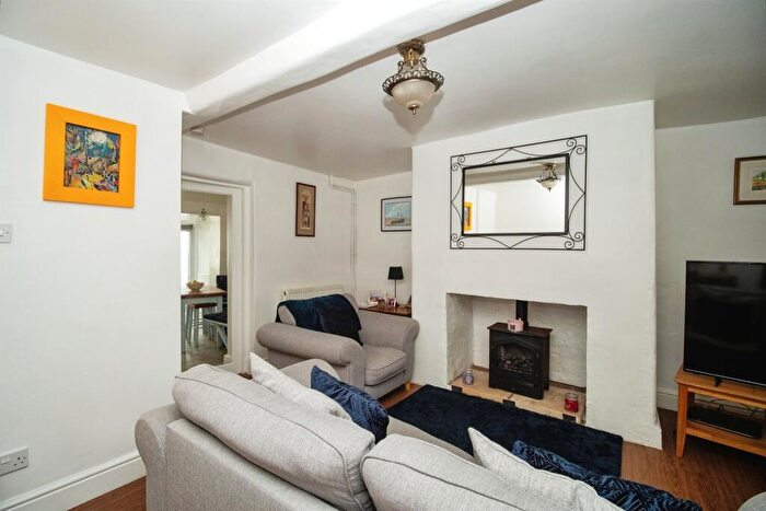 3 Bedroom Terraced House For Sale In Icen Way, Dorchester, DT1