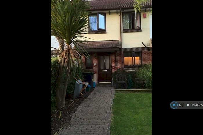 3 Bedroom Terraced House To Rent In Fosters Spring, Poole, BH16