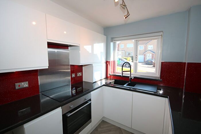 2 Bedroom Flat To Rent In All Saints Way, Rotherham, S26