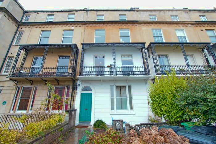 1 Bedroom Flat To Rent In Richmond Park Road, Clifton, Bristol, BS8
