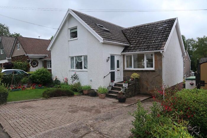 3 Bedroom Detached House For Sale In Lon Pennant, Cwmgelli, Blackwood, Caerphilly (County Of), NP12