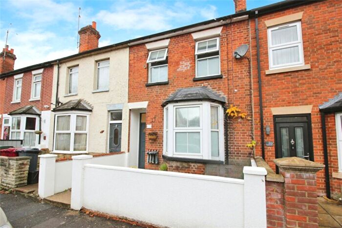 3 Bedroom Terraced House For Sale In Wilson Road, Reading, RG30