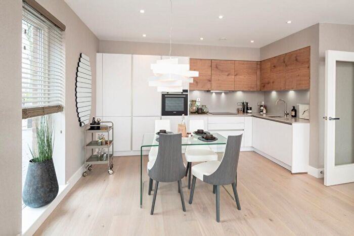 1 Bedroom Apartment For Sale In School Drive, Glasgow, G13