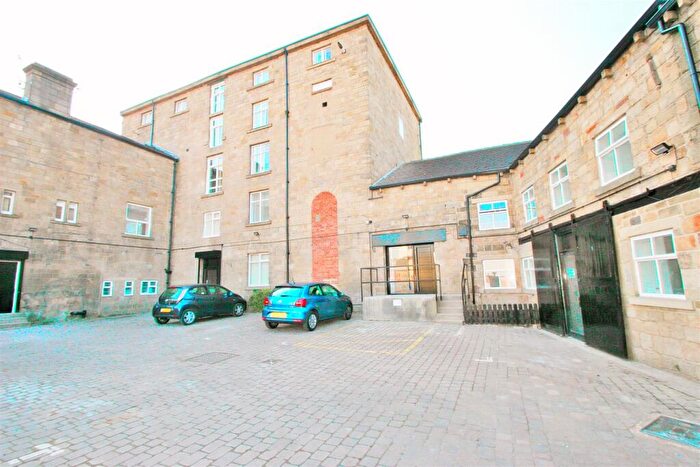 2 Bedroom Apartment To Rent In Rivermill Court, Kirkstall, Leeds, LS5
