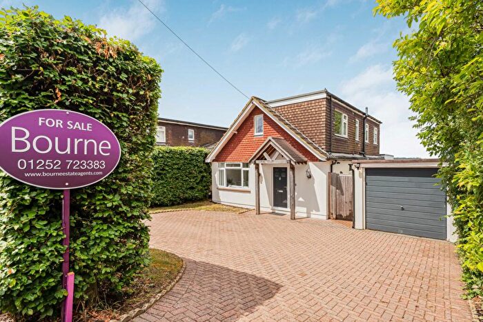 3 Bedroom Detached House For Sale In Copse Way, Wrecclesham, Farnham, Surrey, GU10